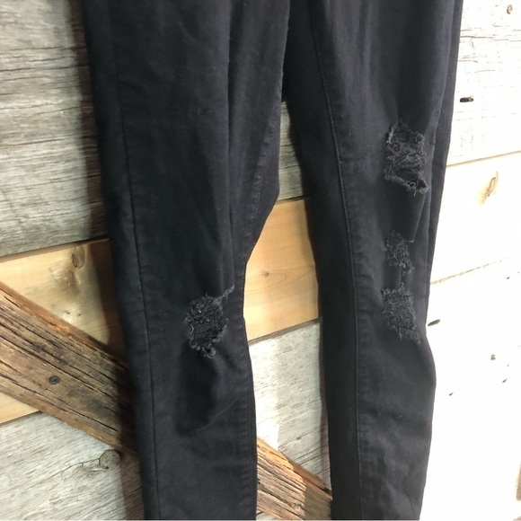 AEROPOSTALE Size 2 Black Distressed High Rise Curvy Jeggings - Picture 3 of 5